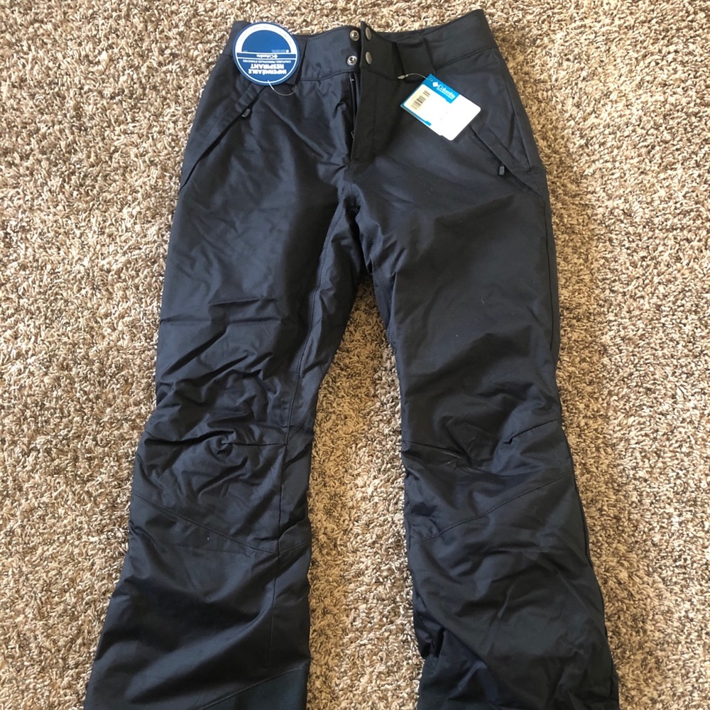 SNOW PANTS